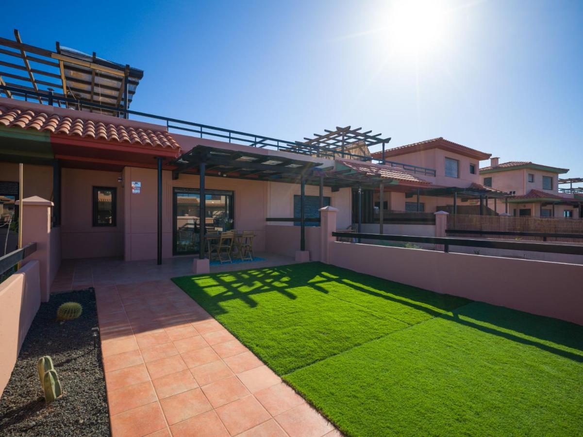 Private Terrace Majanicho Home -Garden & Pool La Oliva Exterior foto